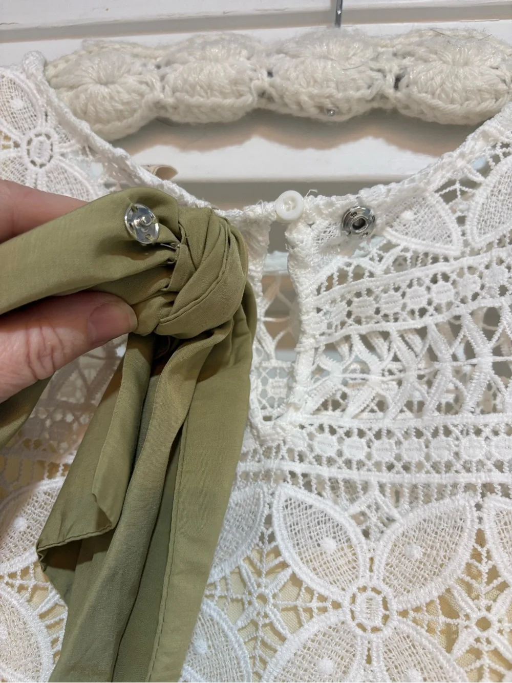 Anthropologie Dolan Lace Puff Sleeve Bow Back Blouse Medium NWOT White Green